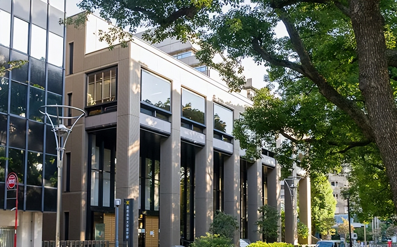 亚洲第一私立学府，庆应义塾大学