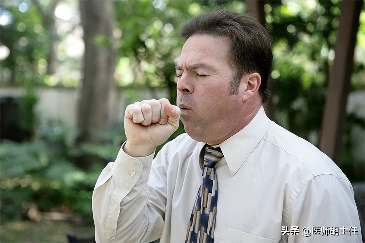 肺癌导致的肩膀疼是什么症状,肺癌导致肩膀疼痛的症状