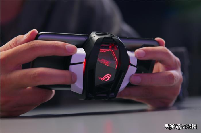 腾讯ROG游戏手机6天玑至尊版评测:玩家的顶级游戏利器