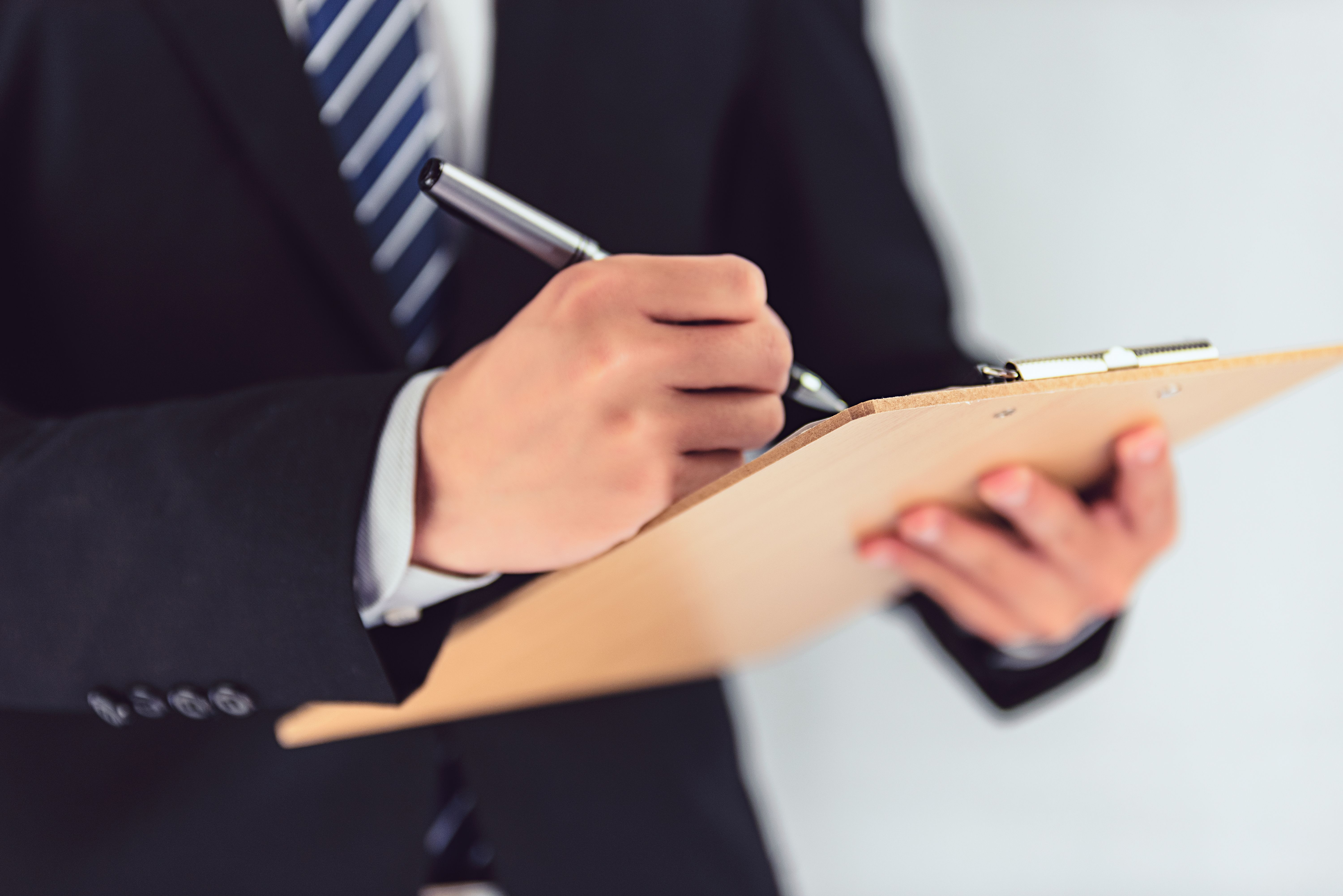 如何了解客户预定酒店的紧迫程度,怎么跟客户推荐定制酒店