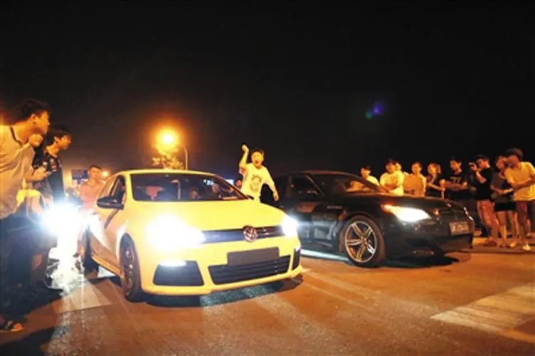 2021年，四川27岁无业游民，日入510万，民警破门逮捕时大受震撼