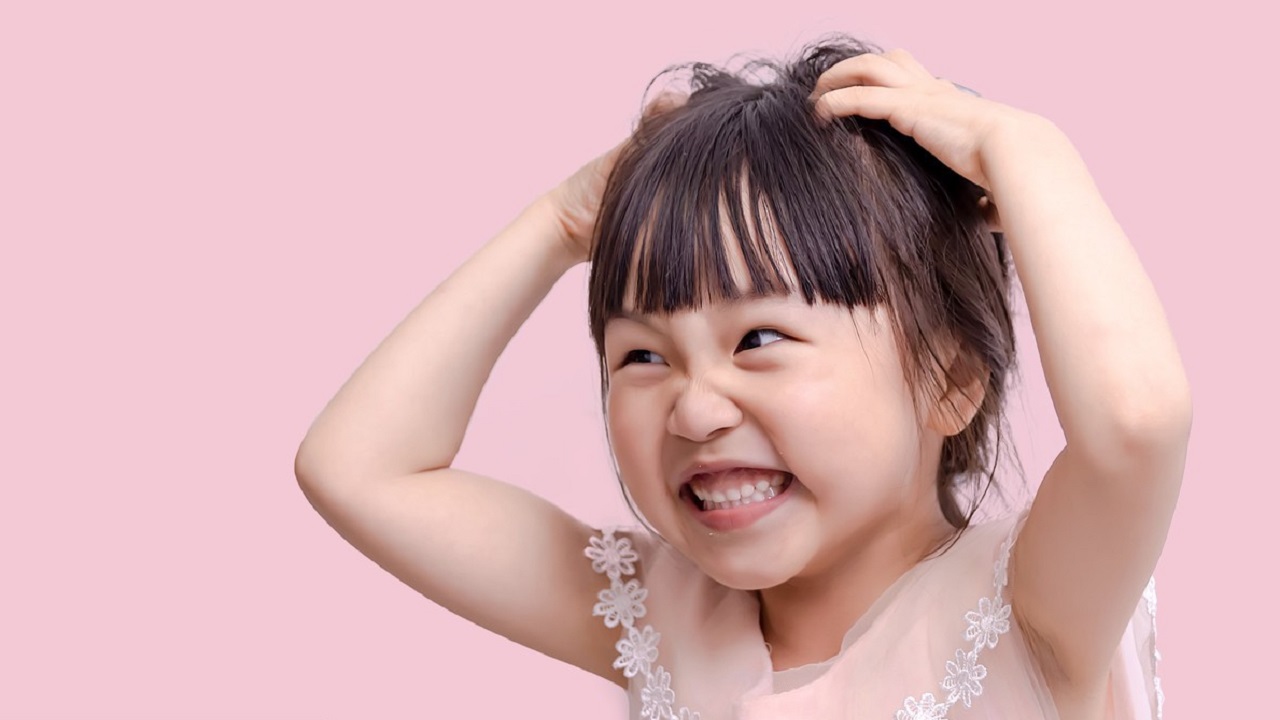 为什么女孩子容易“性早熟”，这3点是重要原因，家长要留心