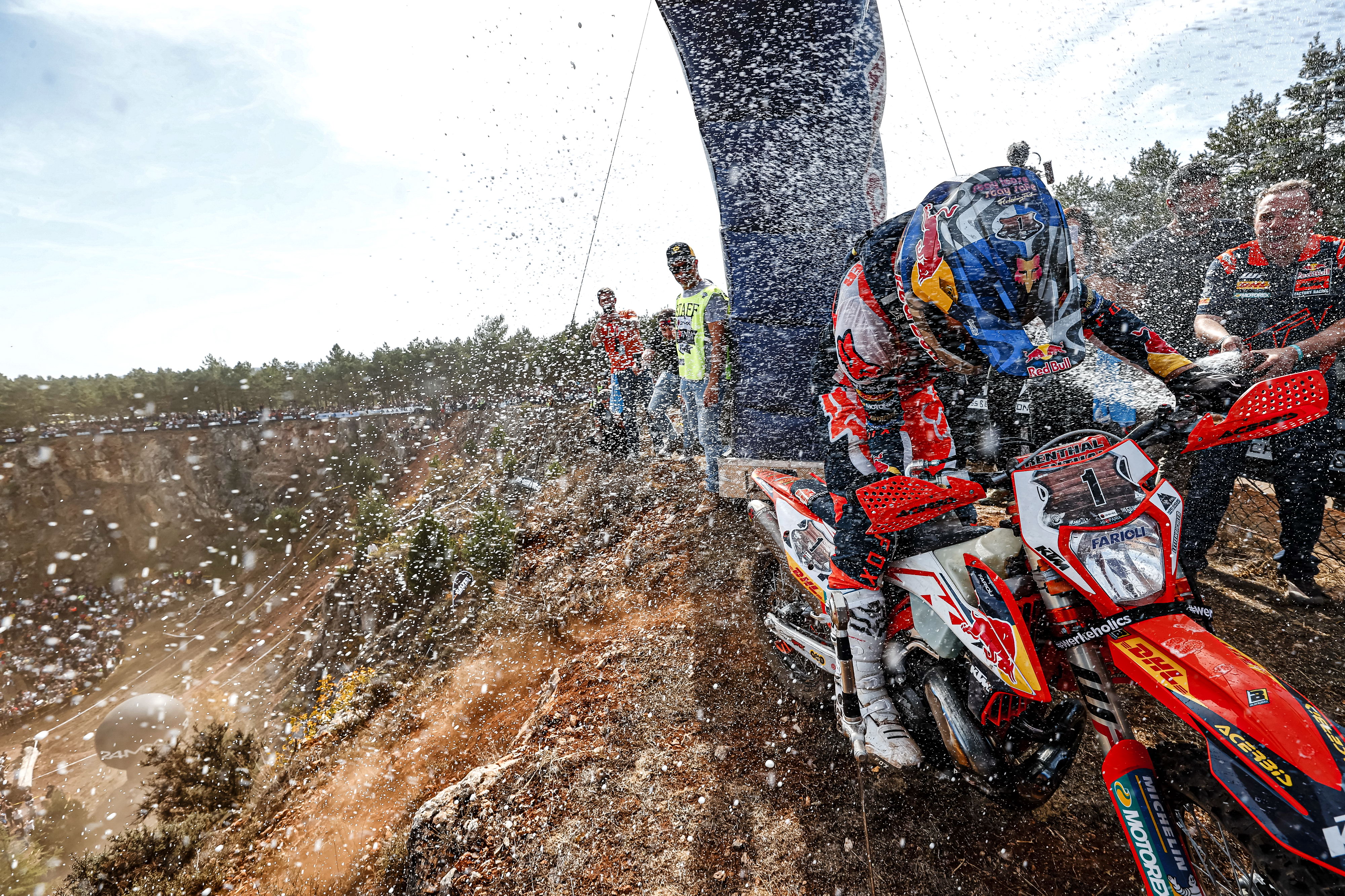 德国自行车选手七次获得冠军,世界顶级越野车大赛冠军