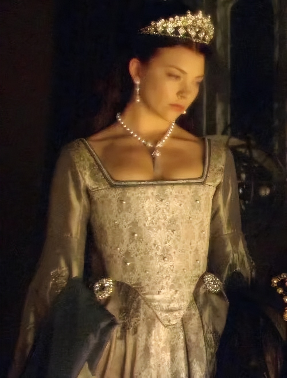 英国亨利八世电视剧,英国亨利八世的故事简短