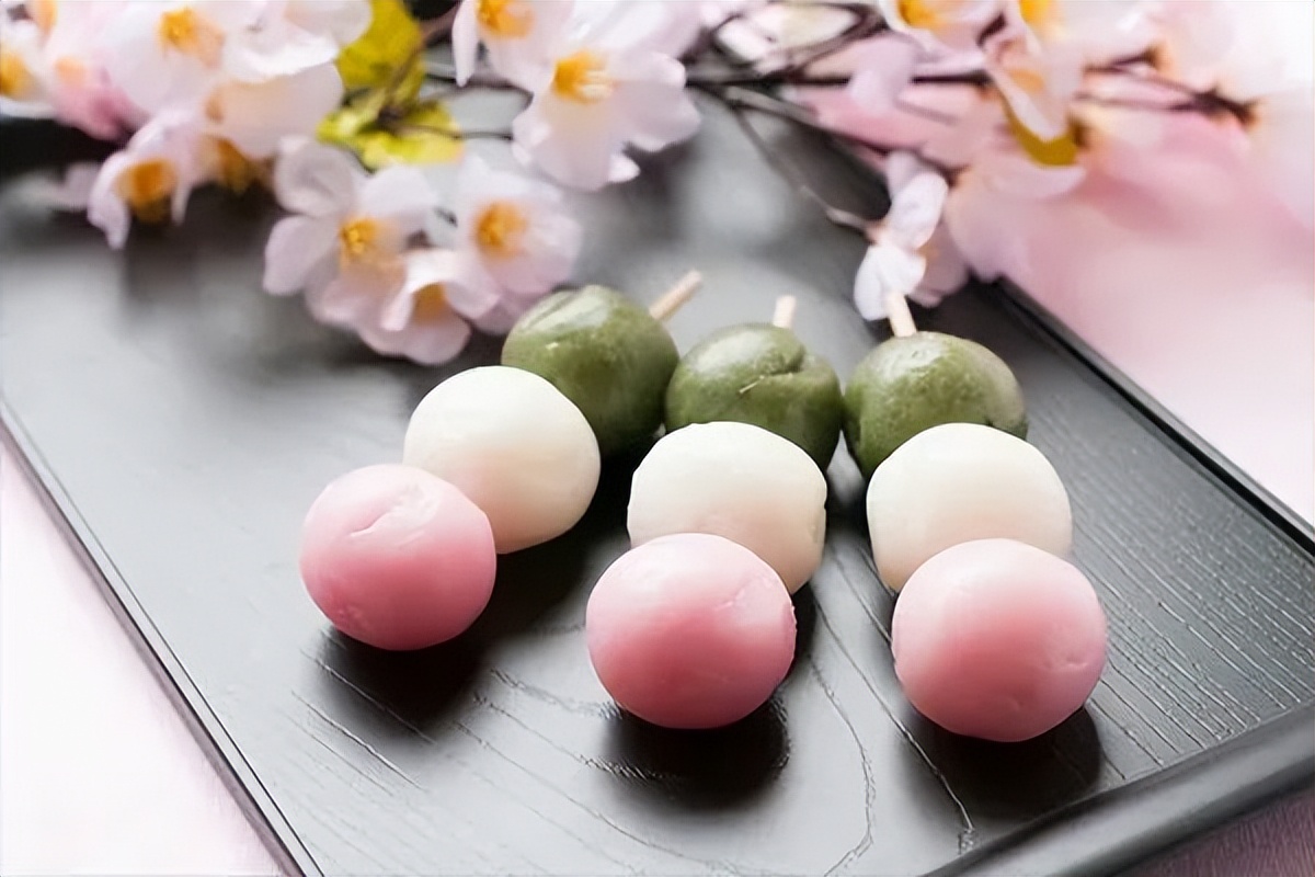 在日本，到底是什么小点心会做得这么精致又馋人呢？