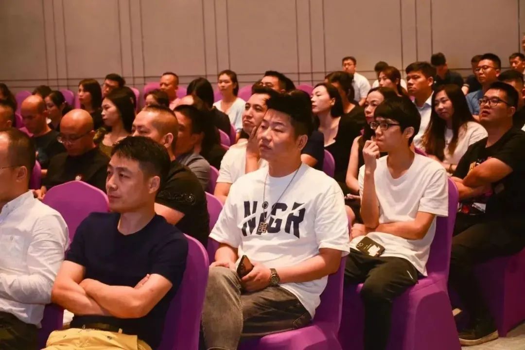 中山华艺广场灯饰节时间,华艺广场灯博会