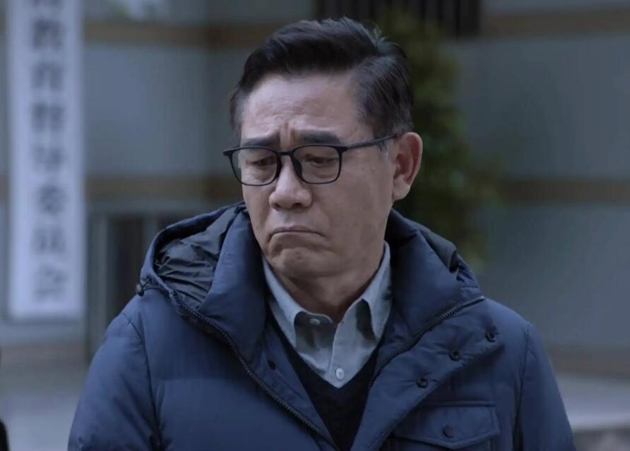 老戏骨们刚出道时多好看?唐国强英气逼人洪剑涛不演贾宝玉可惜了