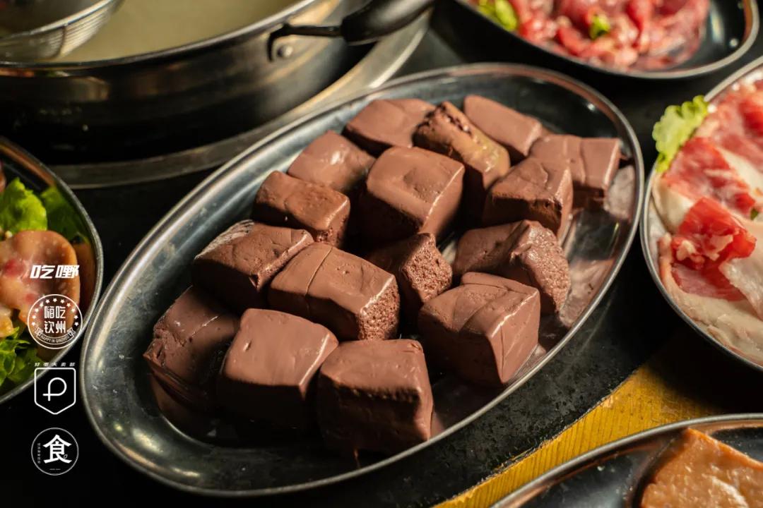 尝尝正宗的牛肉火锅,美食不可辜负首顿堂食全牛宴火锅