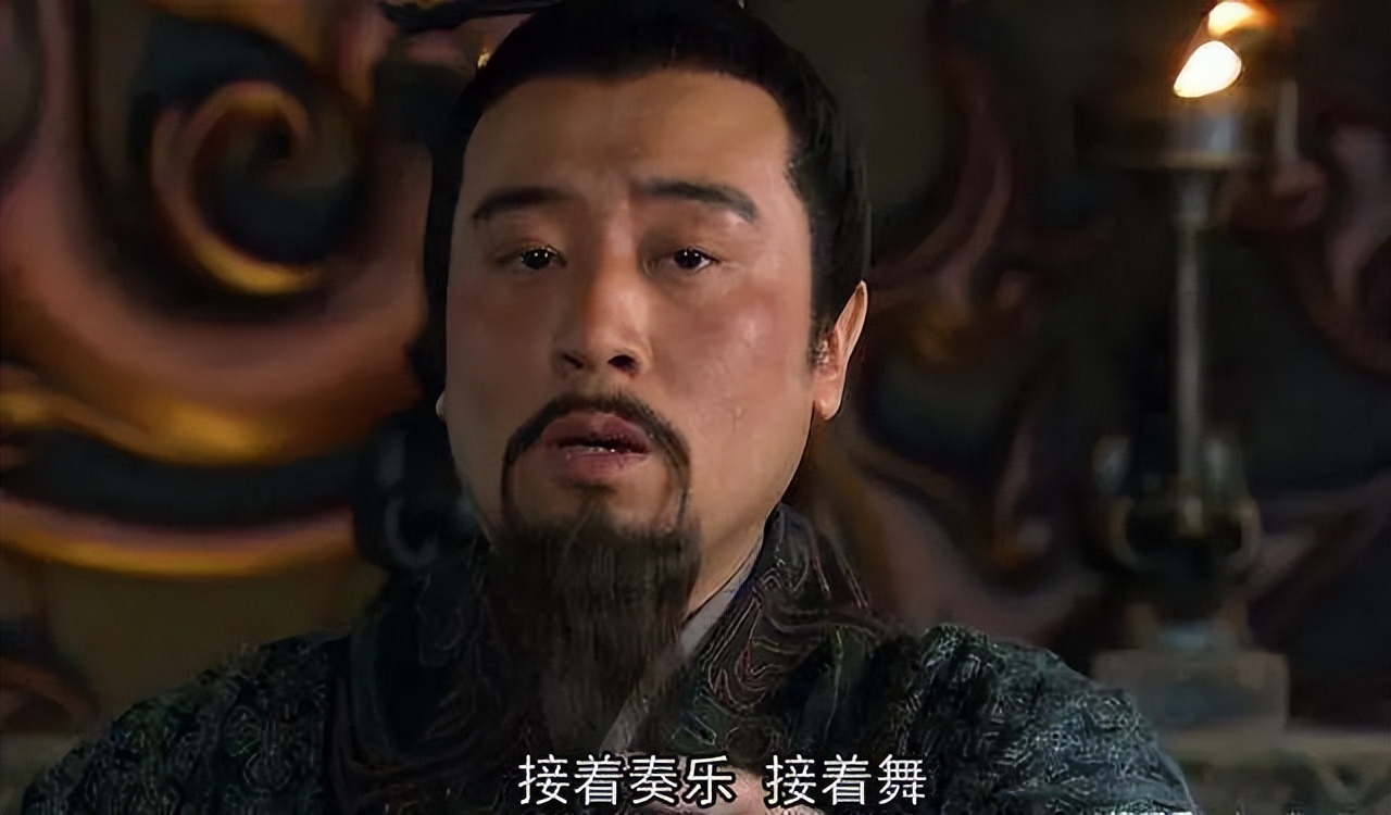 刘备的名声为什么比吕布好,刘备跳槽