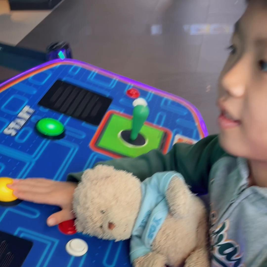 去加拿大陪读一年需要多少费用 (在新加坡陪读一个月花多少钱)