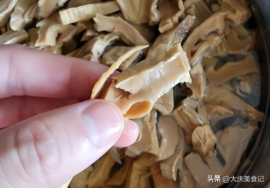 干笋烧之前需要泡吗,干笋是直接泡还是要先煮一下