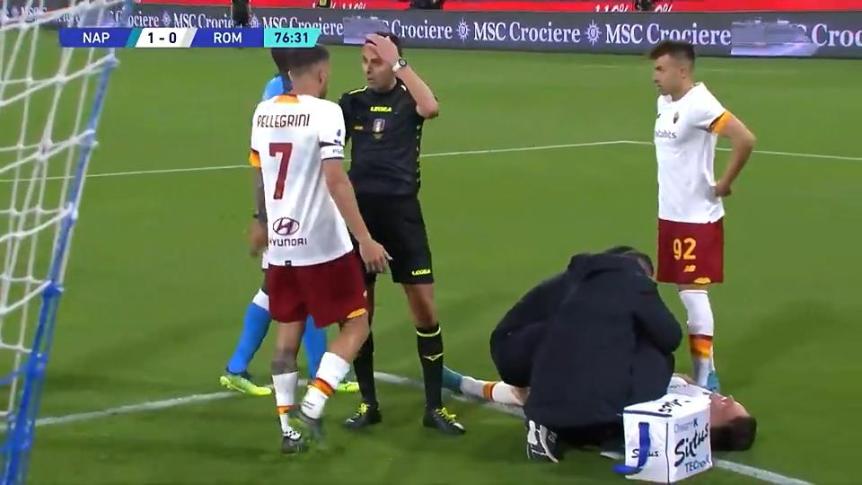 888不满穆里尼奥的言而无信，扎尼奥洛过掉门将，被直接抱摔在地