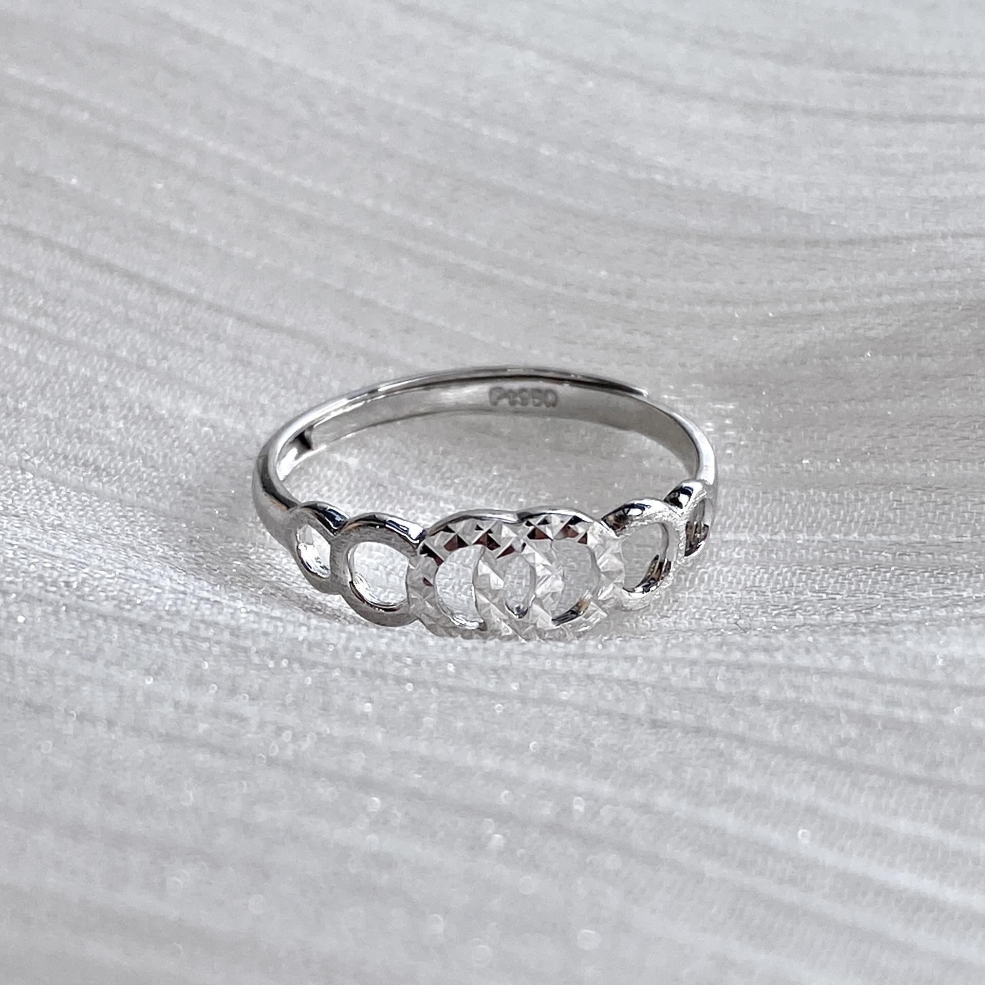 怎么辨别朱砂首饰的真假简单方法,怎样才能鉴别首饰的真假