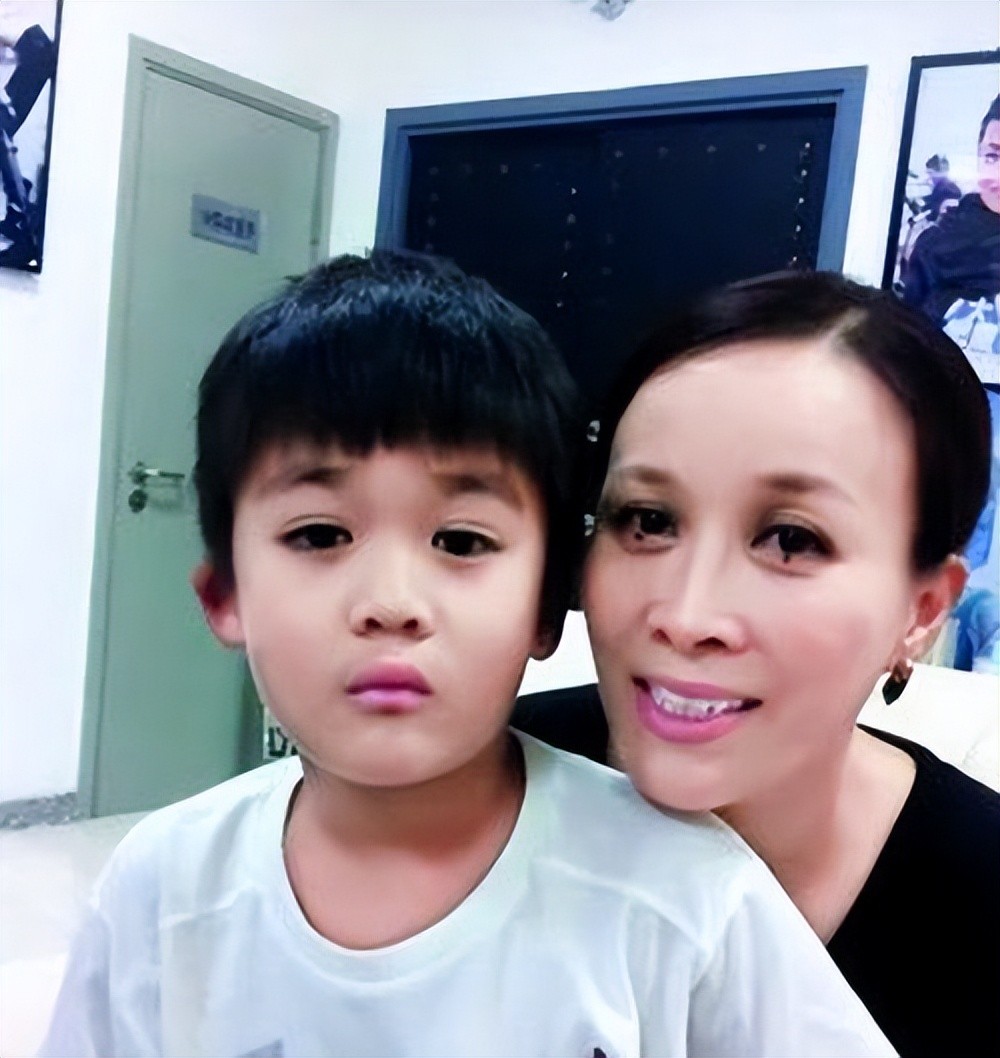 那英和孟桐视频,那英和孟桐什么时候结婚的