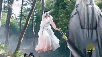 脖子丑的女星,被丑脖子拖累的女星