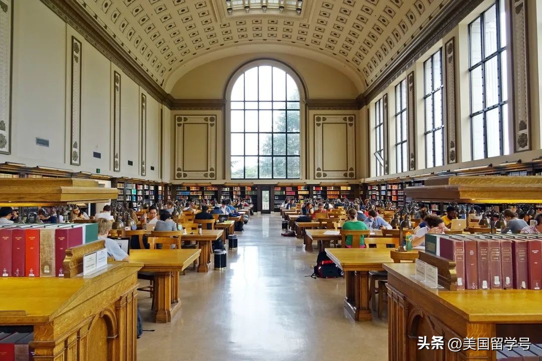 专科申请美国大学,美国留学本科文科分类解析