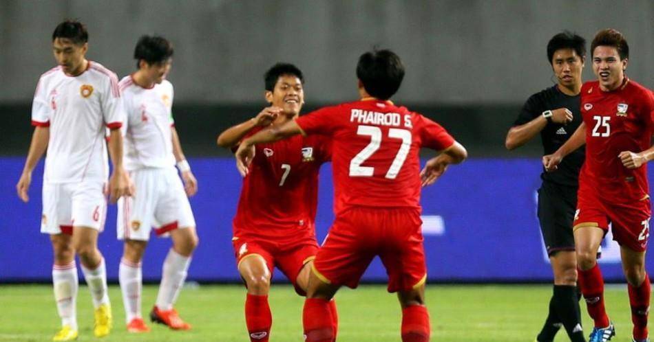 柬埔寨首相评价中国,柬埔寨总统踢足球