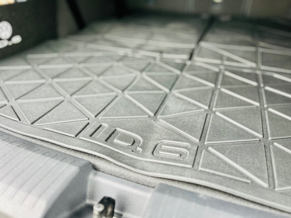 吃瓜群众二：关于劣质后备箱垫的小八卦，ID.6原厂后备箱垫推荐