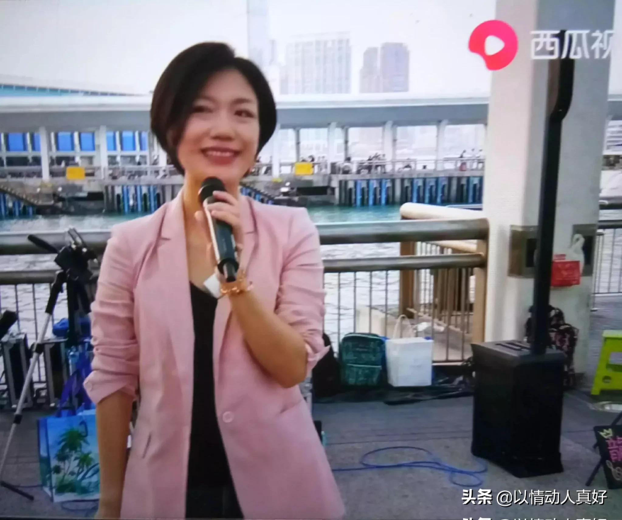李谷一评价龙婷,龙婷和李谷一的难忘今宵视频