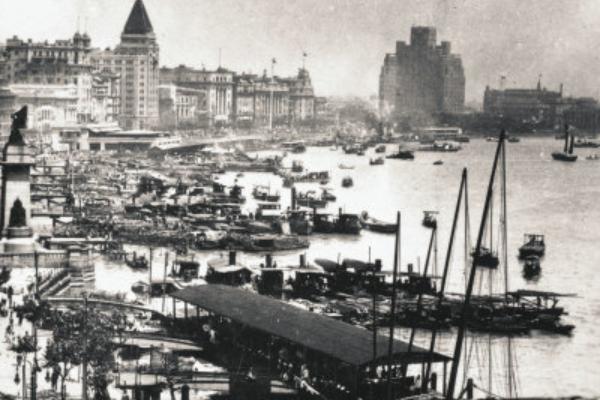 1927年，上海工人大*工罢**，强硬对抗英美*草烟**公司