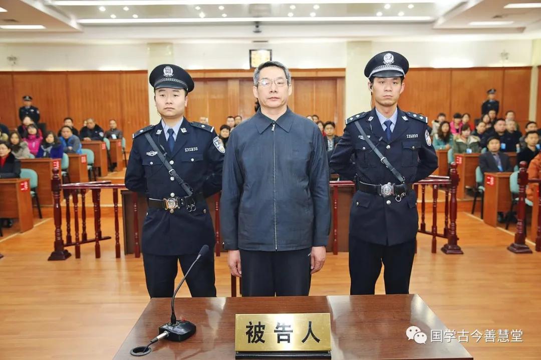 易经噬嗑白话解释,易经噬嗑卦啥意思