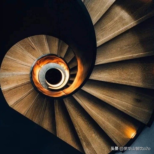 奶茶店与咖啡店创业选哪个更好呢,奶茶店商业盈利机会