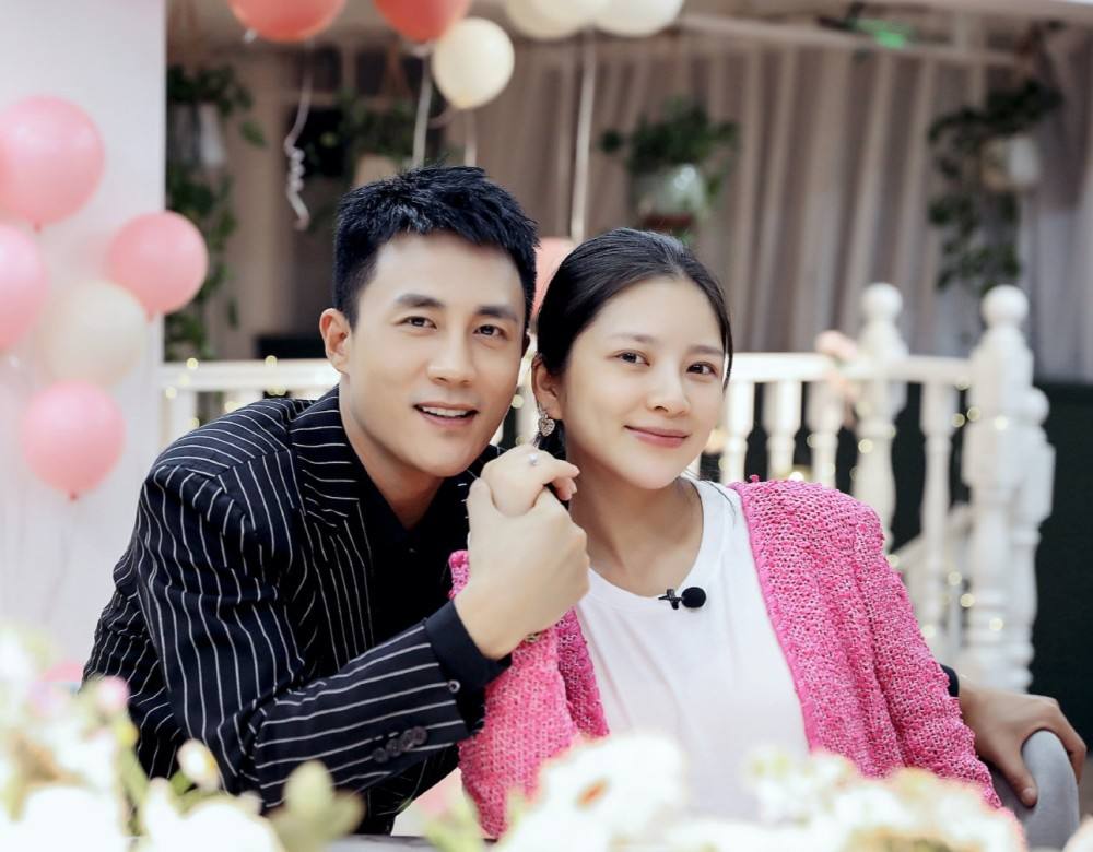 长得帅气情史却干净的六位男星,情史干净没有污点的17位男星