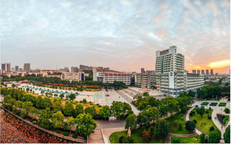 南华大学核工程与核技术专业好吗,南华大学医学院口腔医学专业排名