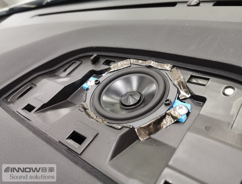 斯巴鲁力狮改装音响,斯巴鲁力狮汽车音响