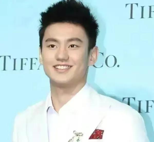 中国体坛高颜值男神,中国男运动员十大颜值