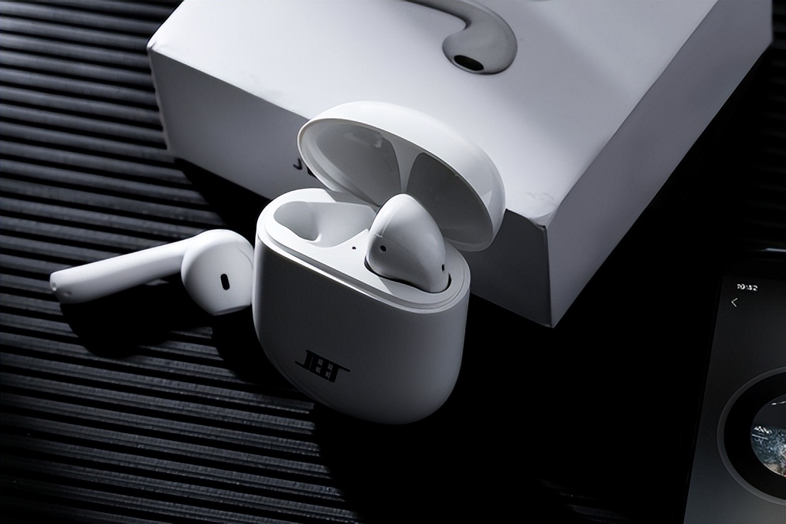 有什么好用的100多头戴式蓝牙耳机,有哪些品牌的蓝牙耳机值得推荐