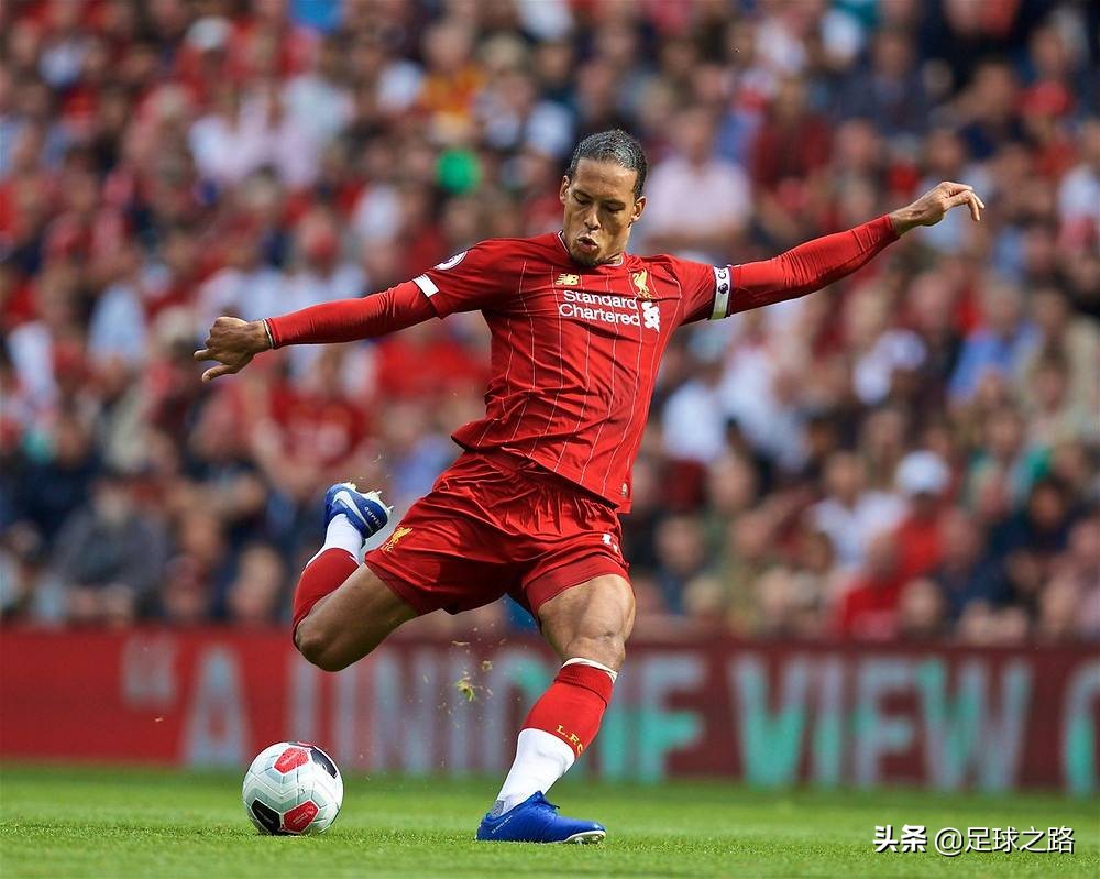 六种传球技巧口诀,弧线长传技巧