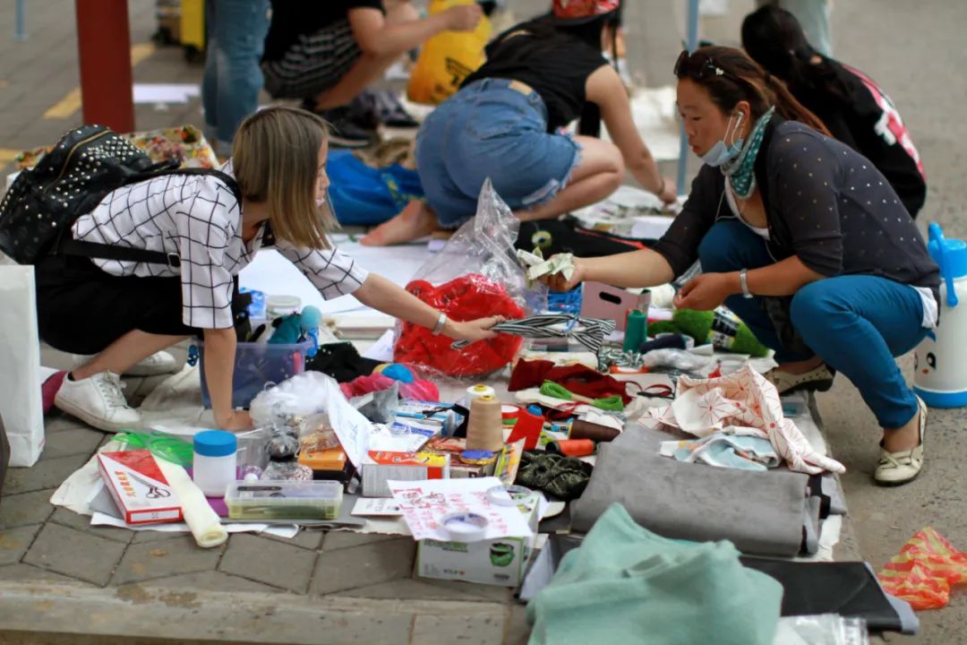 90后的我15岁背井离乡出门打工,90后的我孤身一人在上海创业