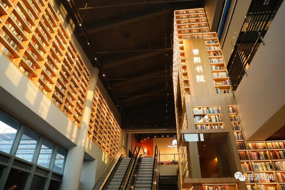 晋源晋阳湖畔,太原书香溢龙城