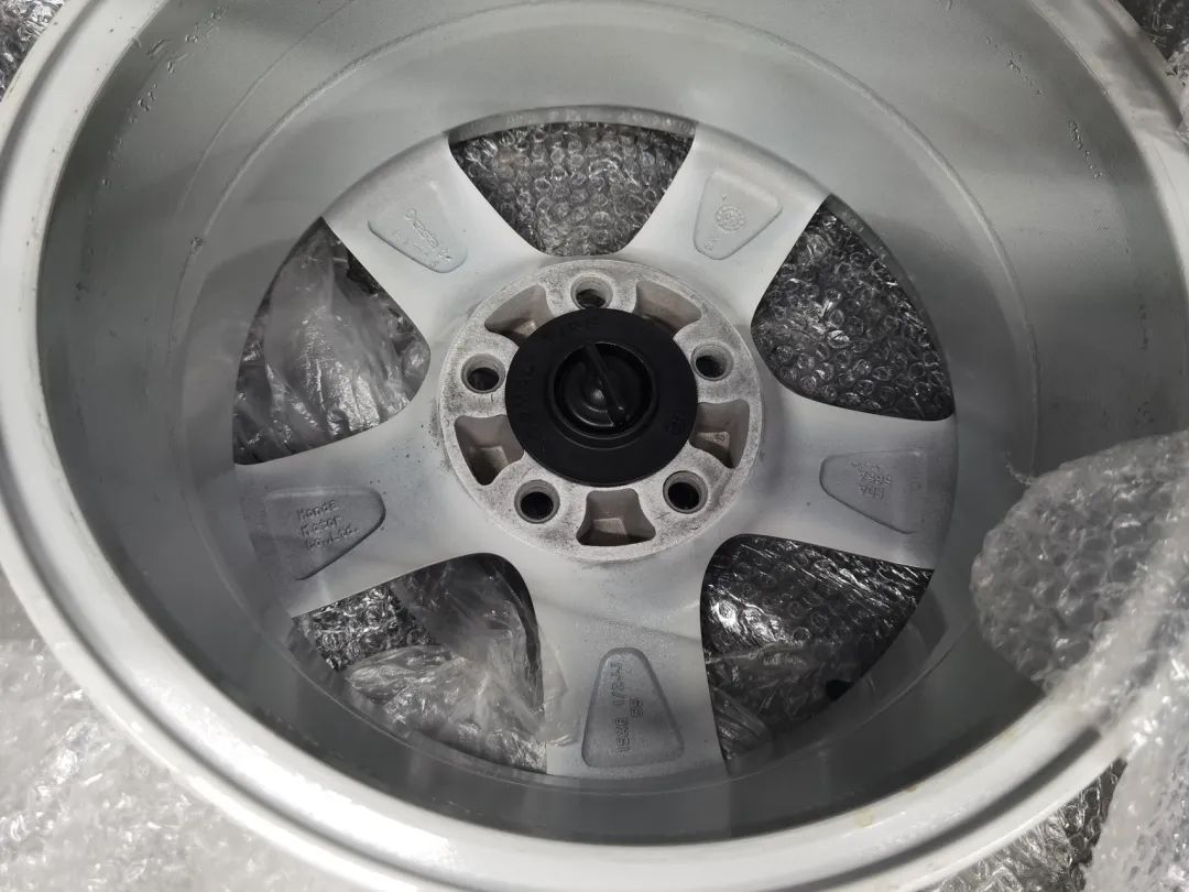 6代本田雅阁翻新改造全过程,本田六代雅阁老车翻新过程