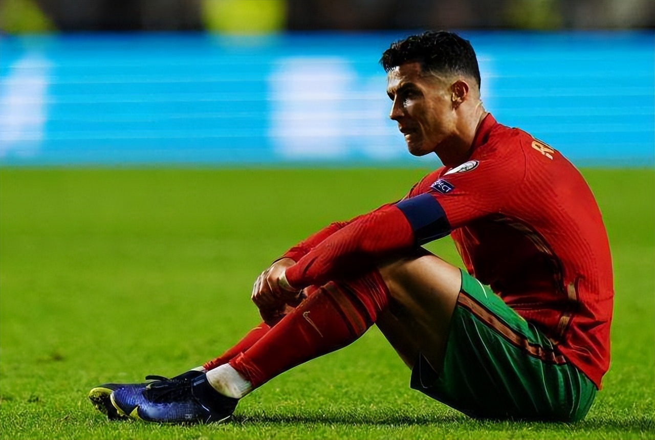 内马尔在当今足坛能排第几名,内马尔在足坛的排名