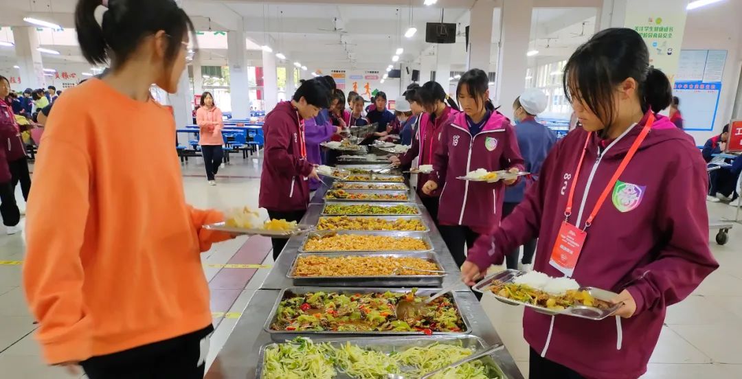 第三届贡嘎杯足球江油赛区,贡嘎杯高中篮球赛江油中学