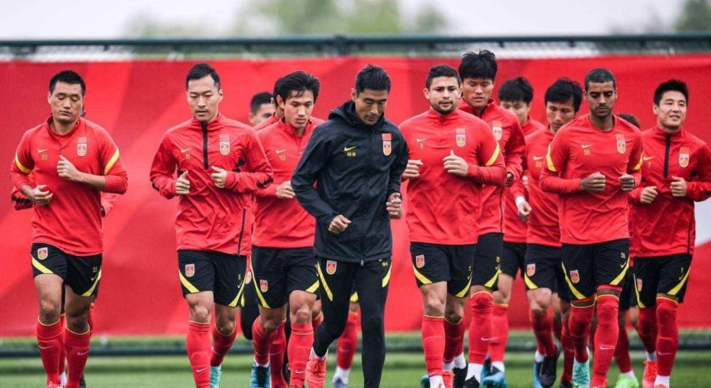 村超与国足,村超跟国家队对比