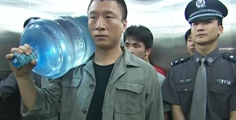 破案电视剧排行榜前十名白夜追凶,有没有媲美白夜追凶的刑侦剧