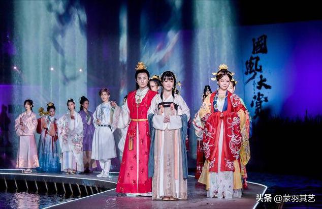 徐娇成年照 (徐娇假小子模样大变化)