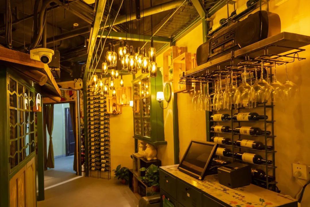 情人节微醺指南,情人节约会攻略看这一篇就够了