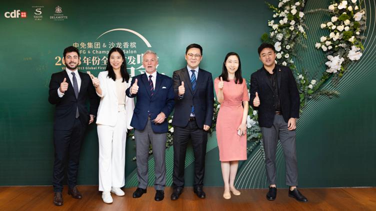 快览：奢侈品牌在中国开设的新店数量全球第一……