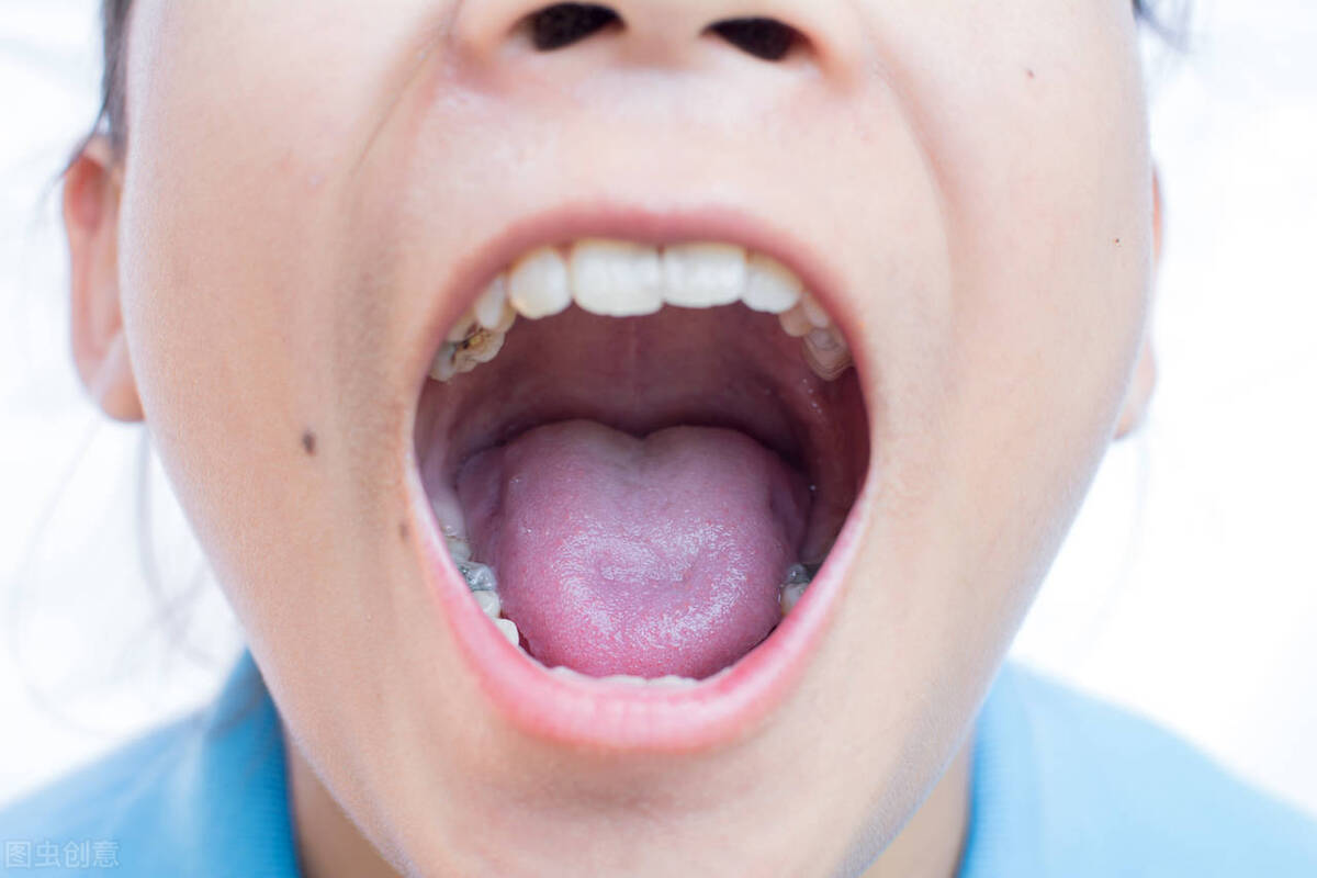 夏天喝温水祛湿气吗,夏天脾胃虚寒的人泡什么喝