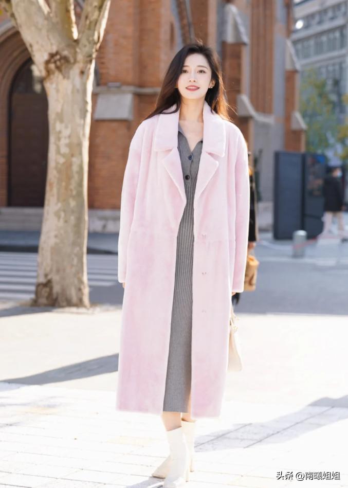 秋冬什么鞋配长裙子比较好看,秋冬穿这三双鞋帅气又显高