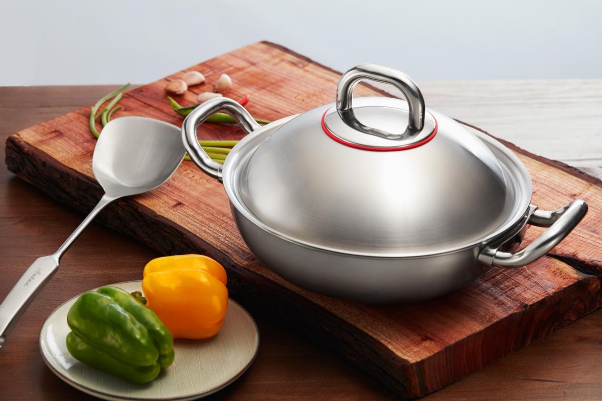 为什么现在用不锈钢炒锅多,不锈钢锅和铁锅炒菜哪个好