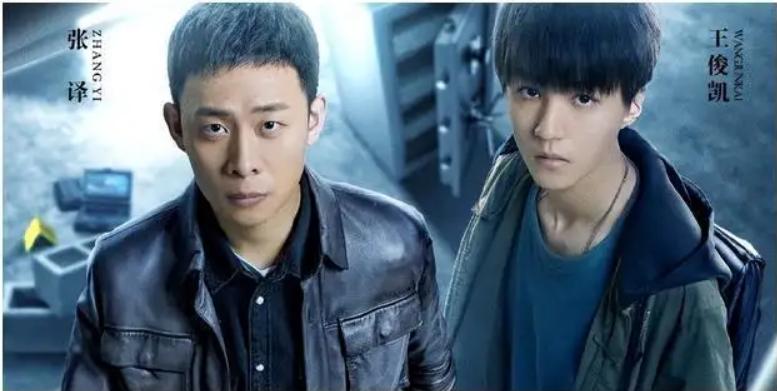 太刺激，少年当着反派的面对暗号，《重生之门》值得熬夜追剧