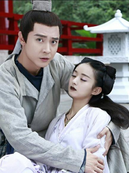 张丹峰洪欣风波后首次合体亮相,张丹峰怀柔拍戏