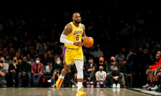 老詹膝盖伤情,膝盖伤病浓眉哥康复进展