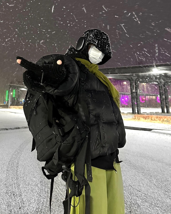 韩国穿搭ins大牌时尚博主,韩国穿搭ins时尚博主elborn