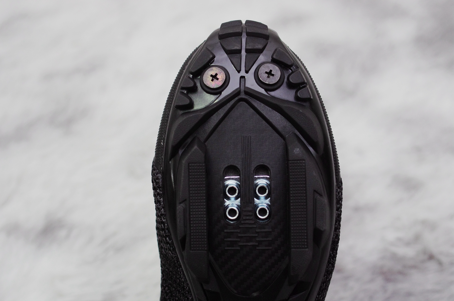 天气热了换双鞋子,天气热透气的鞋